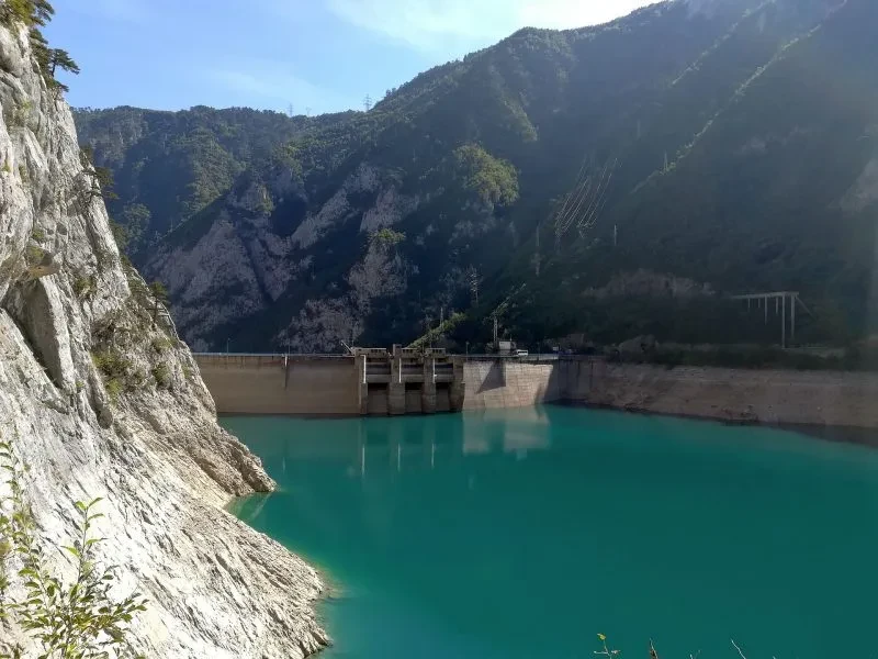 Piva lake and river