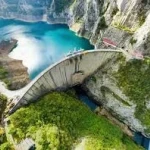 Piva lake and river